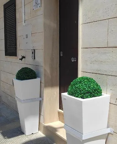 Apulia Modern - Bari Airport